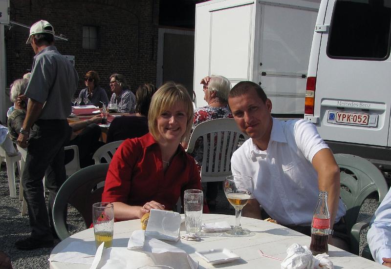 Proficiat Jordy, Kris, Marleen en Annelies voor deze prachtige rit, het hartelijk onthaal en de lekkere lunchen.JPG